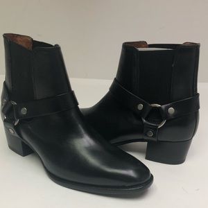 Frye Dara Harness Chelsea Boots Black Leather New